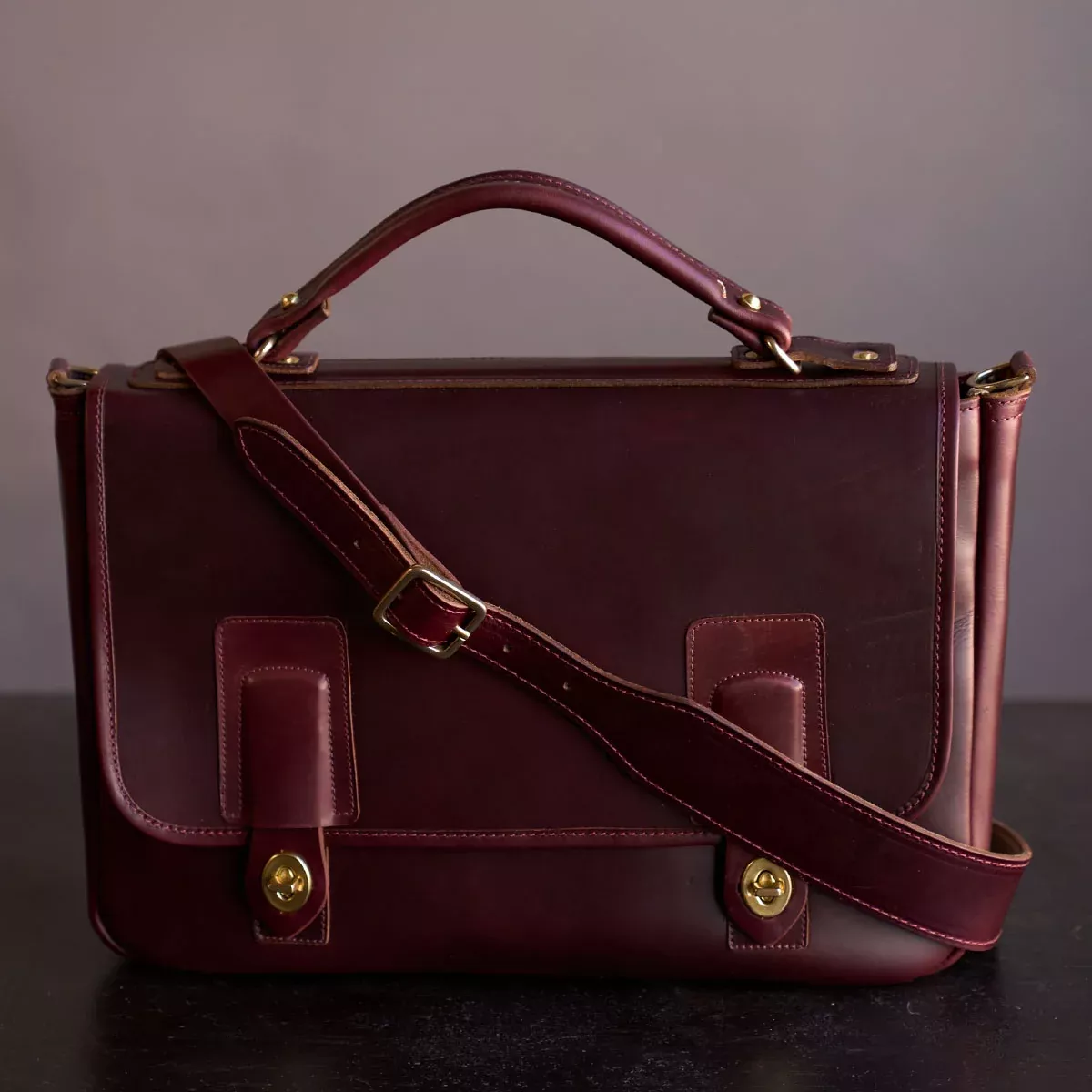 No. 201 Chromexcel Messenger & Shell Cordovan | Color #8