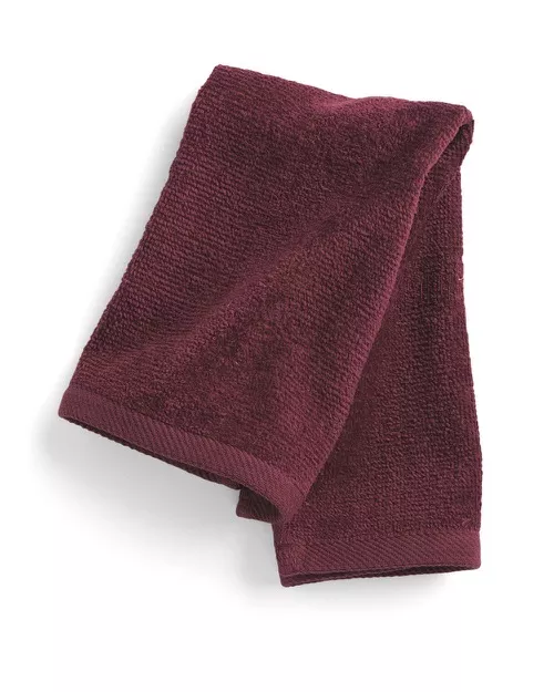 Q-Tees – Tees-Hemmed Fingertip Towel